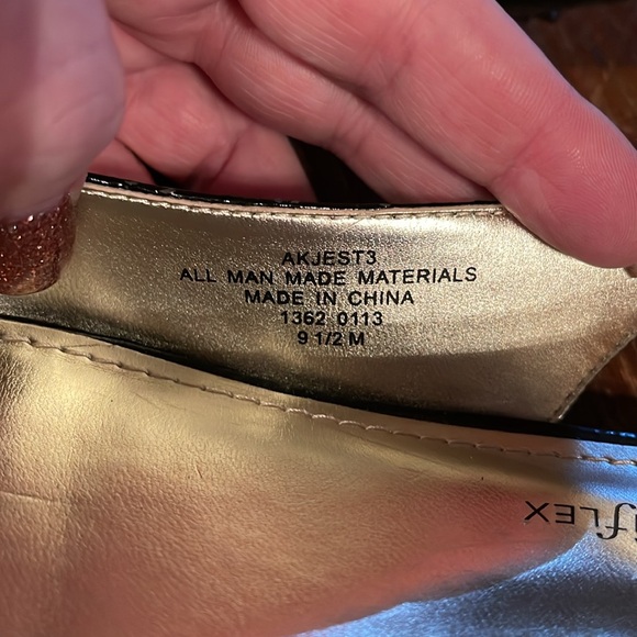 Anne Klein Peep Toes - Picture 7 of 7